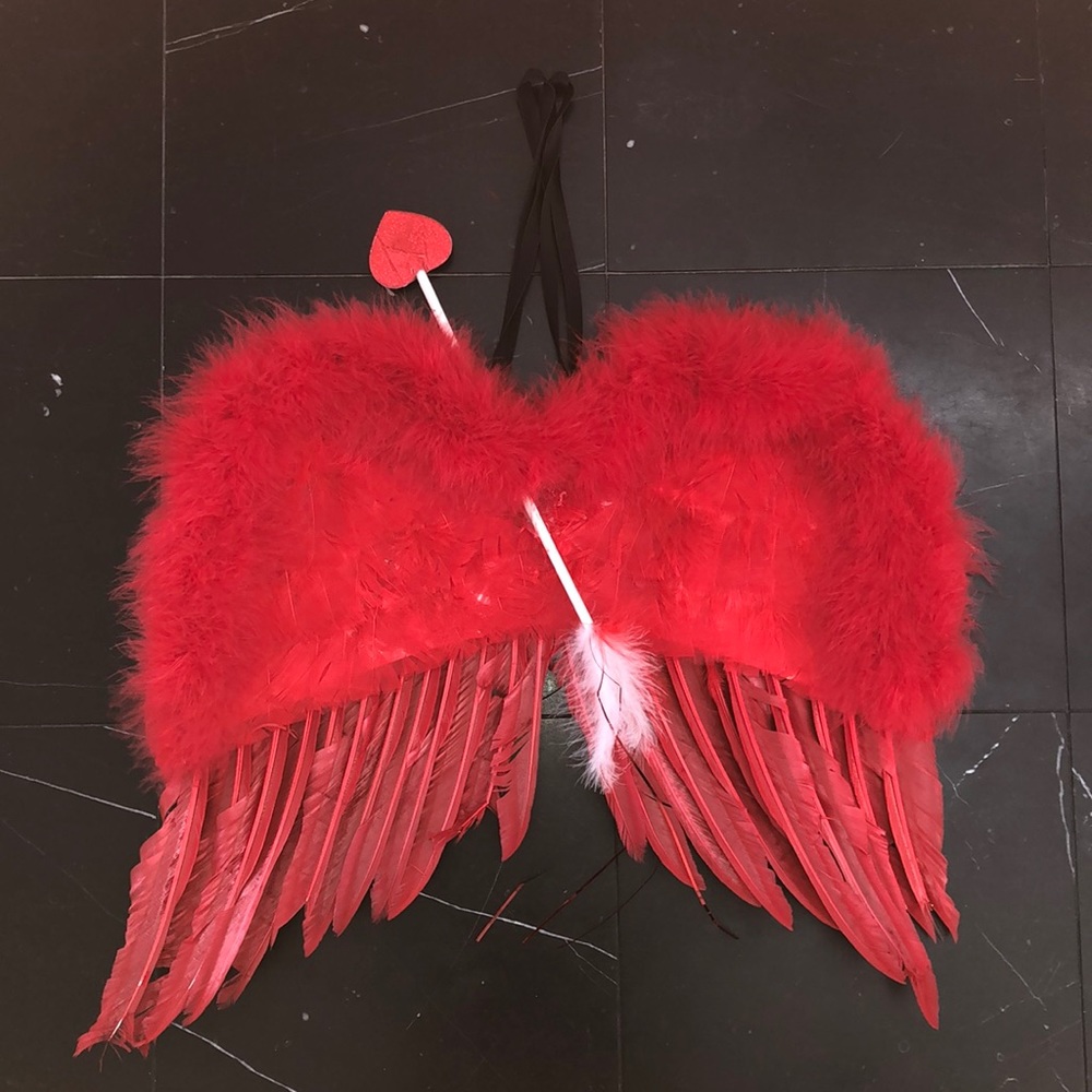 Red angel wings